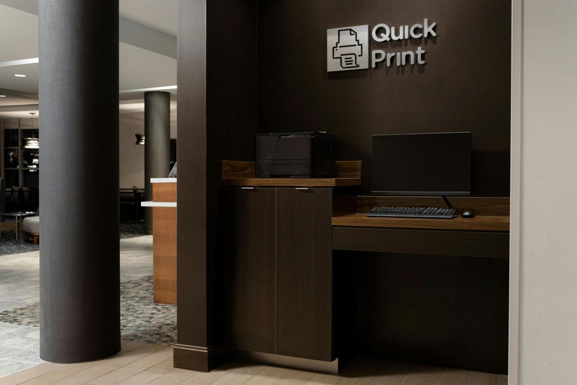 Отель Courtyard By Marriott Gatlinburg Downtown Экстерьер фото